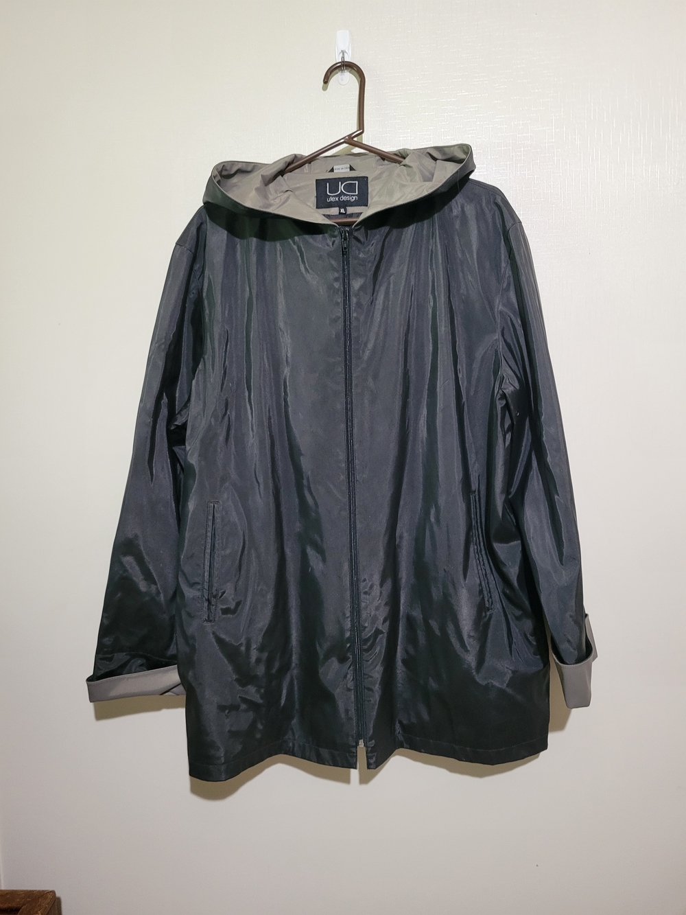 Hooded Trench Coat in Black